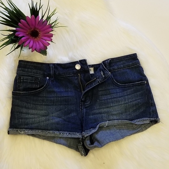 Bullhead ❤ Low Rise Denim Shorts Sz 26 - Picture 1 of 7
